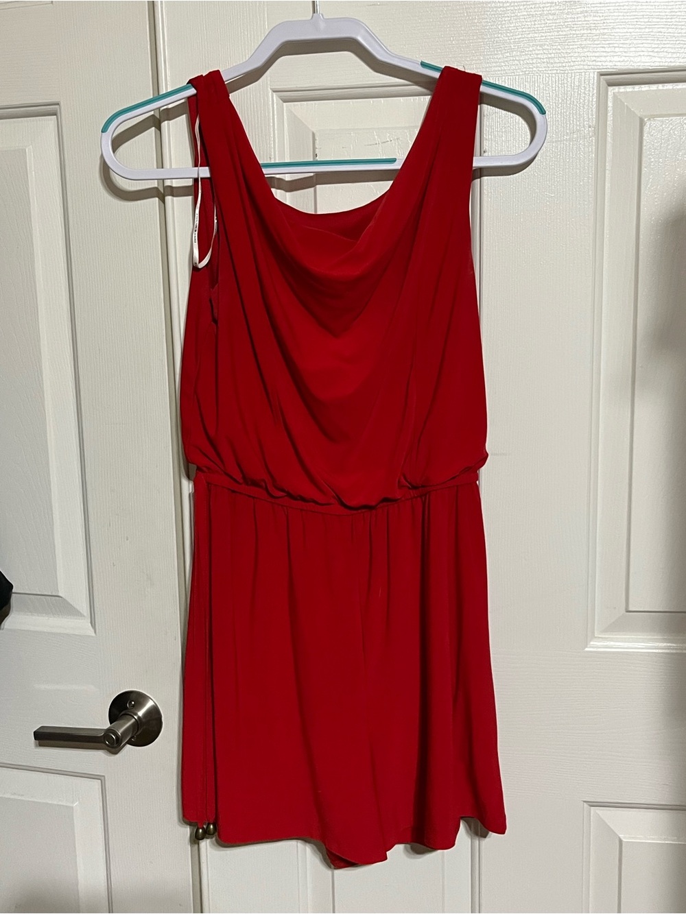 Emma & Michele Red Sleeveless Cowl Neck Mini Romper
15-me